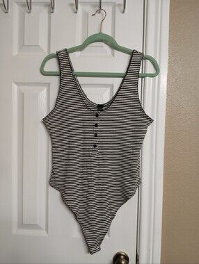 wild fable Black & White Striped Kids One-Piece Bodysuit - XL